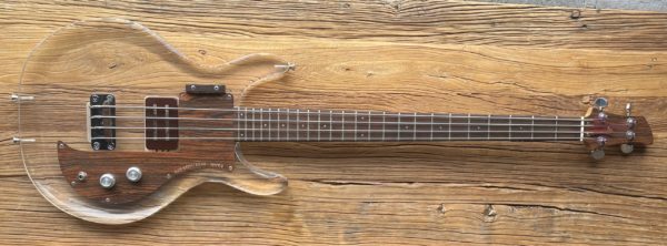 Ampeg Dan Armstrong Lucite